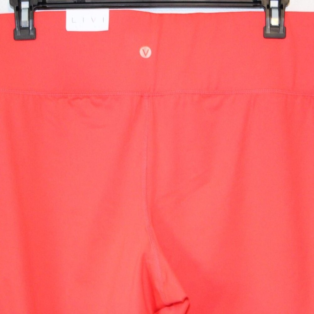 NWT LIVI Active Lane Bryant Carpi Legging Pants Red Crop Plus Size 22/24 H13556 - Picture 7 of 10